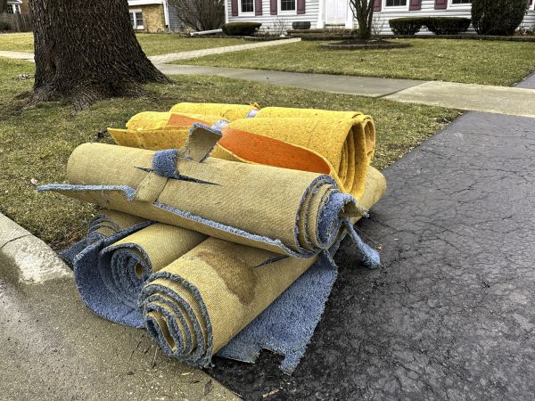 Carpet Haul Away Service in Dacula