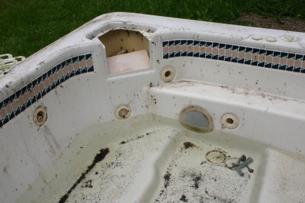 Hot Tub Removal in Dacula